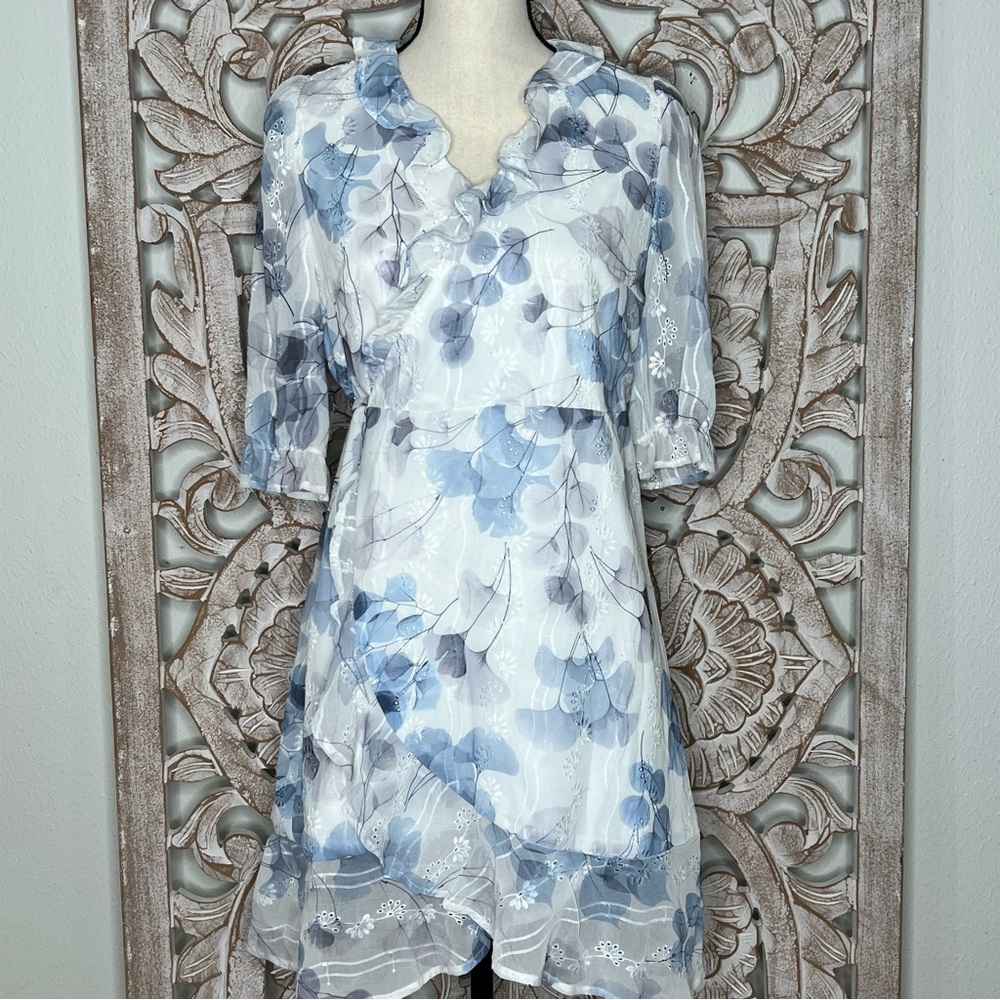 EUC Sevengirl Floral Ruffle Wrap Eyelet Dress in Blue and White Sz M